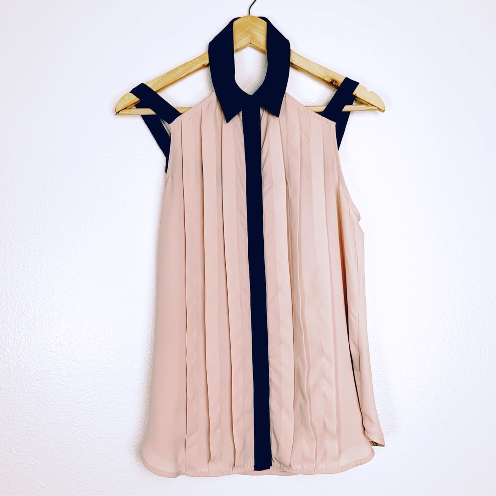 BLUSH PINK PLEATED SLEEVELESS BLOUSE